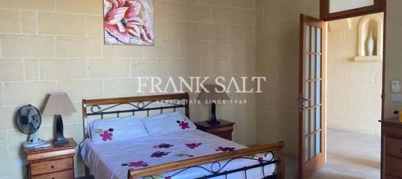 4 bedrooms House in Zebbug, Malta No. 6110 9