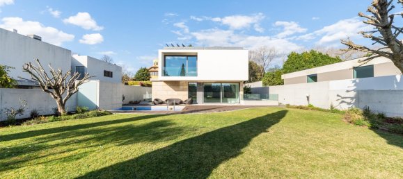 5 bedrooms Castles in Vila Nova de Gaia, Portugal No. 95466 2