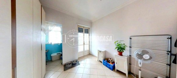 Apartamento de 2 dormitorios en Turin, Italy No. 304967 10