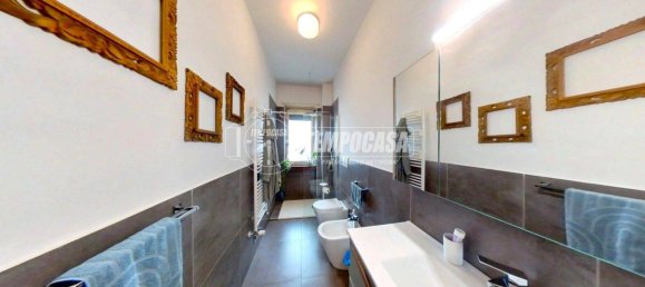Apartamento de 2 dormitorios en Turin, Italy No. 304967 23