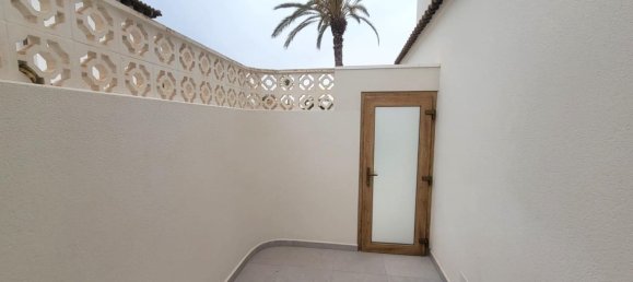 3 غرف نوم منزل في Cabo Roig, Spain رقم 185979 16
