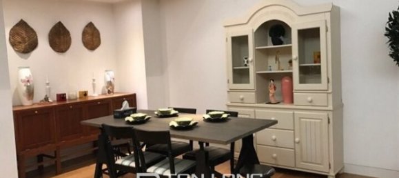 2 Schlafzimmer Wohnung in Cau Giay, Vietnam, Nr. 2037 3