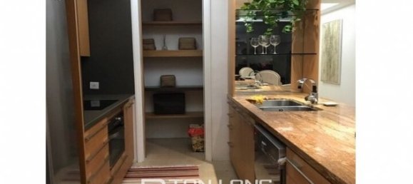 2 Schlafzimmer Wohnung in Cau Giay, Vietnam, Nr. 2037 4