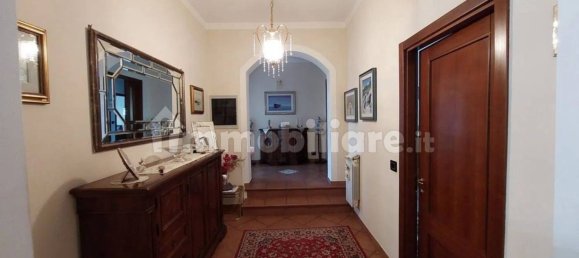 8 chambres Villa à Arezzo, Italy No. 211496 6