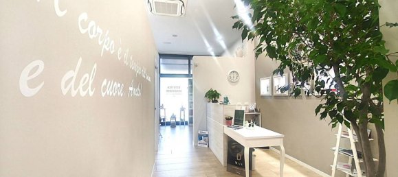 5 rooms Commercial property in Verona, Italy No. 341394 5