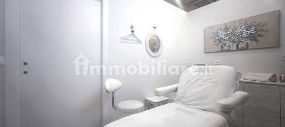5 rooms Commercial property in Verona, Italy No. 341394 18