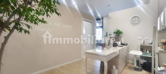 5 rooms Commercial property in Verona, Italy No. 341394 8