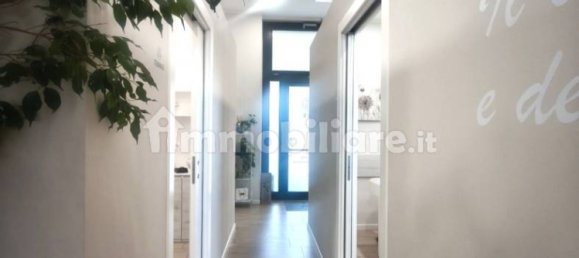 5 rooms Commercial property in Verona, Italy No. 341394 14