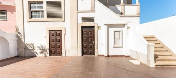  Office in Cascais, Portugal No. 281492 3