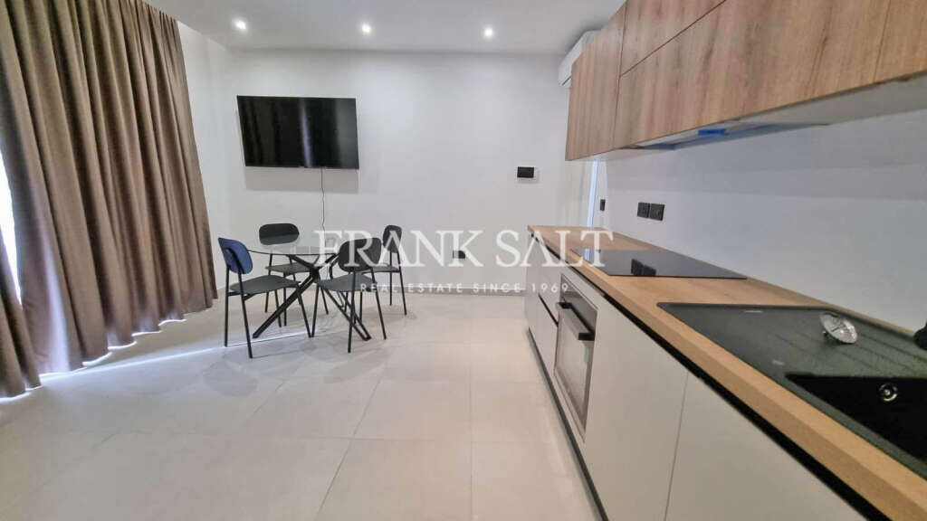 Apartamento T2 em Saint Paul's Bay, Malta N.º 7574