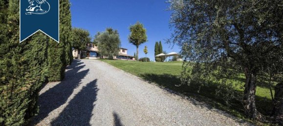 7 bedrooms Villa in Siena, Italy No. 362931 39