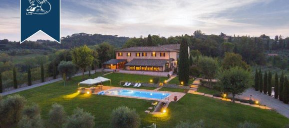 7 bedrooms Villa in Siena, Italy No. 362931 2