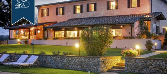 7 bedrooms Villa in Siena, Italy No. 362931 4