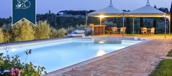 7 bedrooms Villa in Siena, Italy No. 362931 6