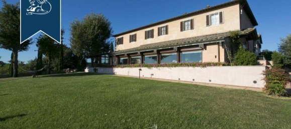7 bedrooms Villa in Siena, Italy No. 362931 28
