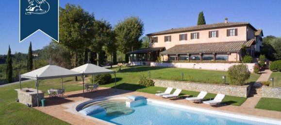 7 bedrooms Villa in Siena, Italy No. 362931 18