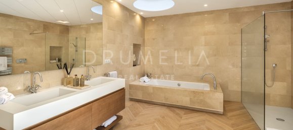 12 Schlafzimmer Villa in Marbella, Spain, Nr. 101564 18