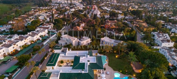 12 Schlafzimmer Villa in Marbella, Spain, Nr. 101564 5