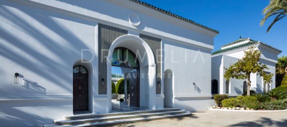 12 Schlafzimmer Villa in Marbella, Spain, Nr. 101564 32