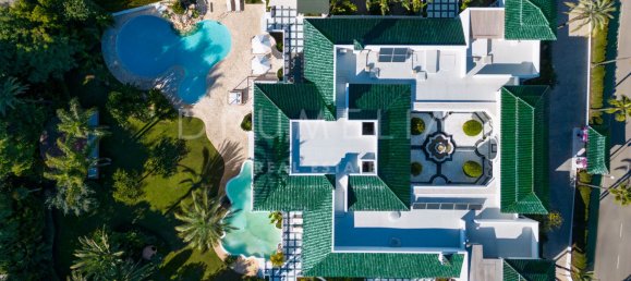 12 Schlafzimmer Villa in Marbella, Spain, Nr. 101564 7