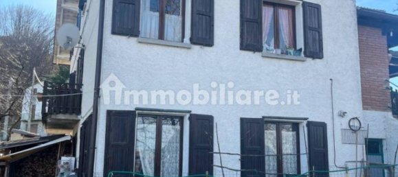 4 bedrooms Villa in Sestola, Italy No. 250813 3