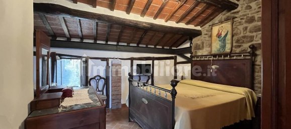 1 bedroom Apartment in Cortona, Italy No. 150363 4