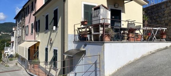 4 bedrooms Duplex in Leivi, Italy No. 361770 2