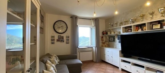 4 bedrooms Duplex in Leivi, Italy No. 361770 4