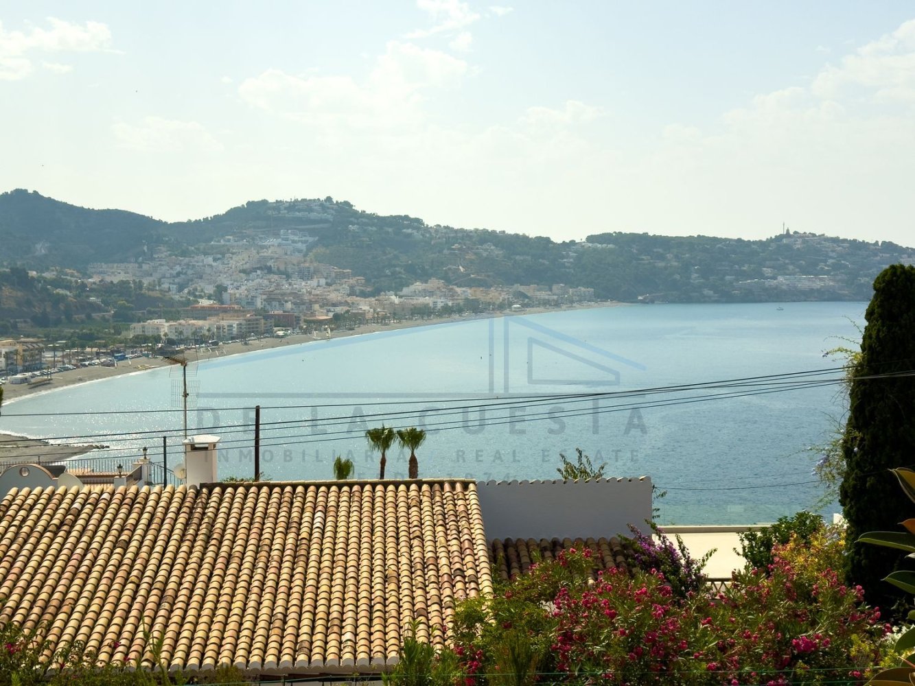 3 bedrooms House in Almunecar, Spain No. 150803