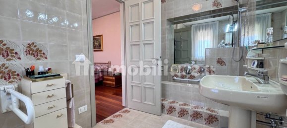 5 bedrooms Villa in Padua, Italy No. 359431 14
