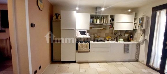 4 bedrooms Villa in Reggio Emilia, Italy No. 100518 11