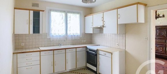 3 Schlafzimmer Haus in Ferel, France, Nr. 208310 4