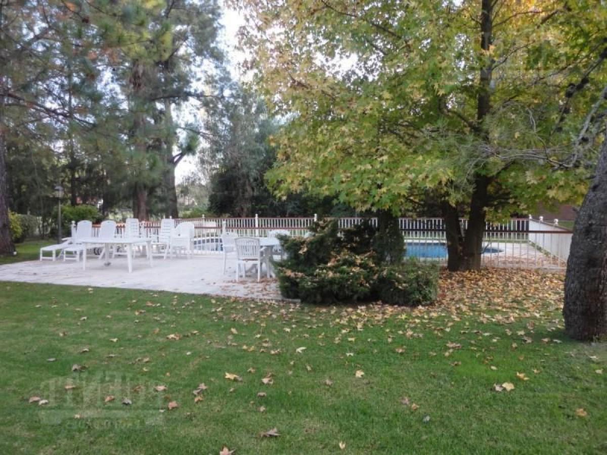  Land in Esteban Echeverria, Argentina No. 116406