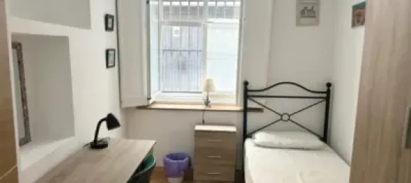 4 bedrooms Apartment in Cadiz, Spain No. 172566 10