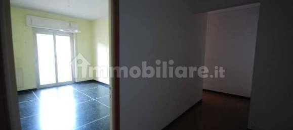 Apartamento de 2 dormitorios en Genoa, Italy No. 266605 8