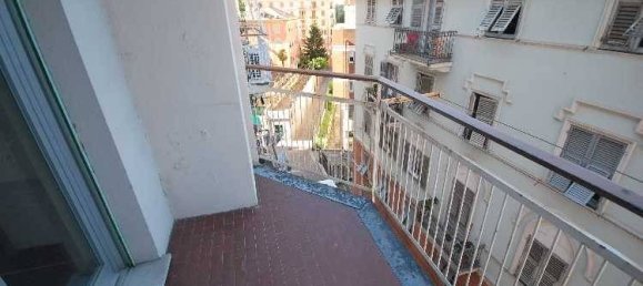 Apartamento de 2 dormitorios en Genoa, Italy No. 266605 5