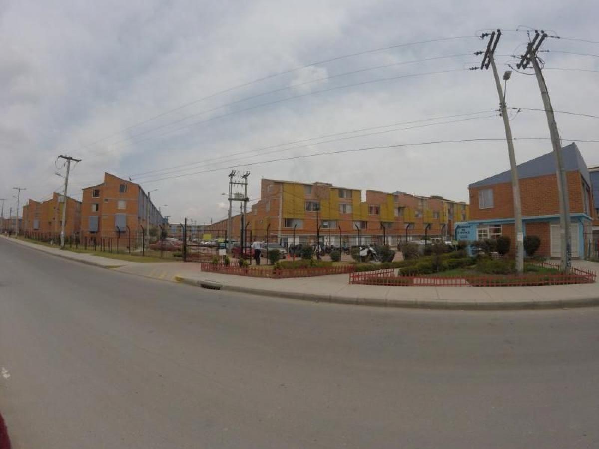 2 bedrooms House in Cundinamarca, Colombia No. 5835