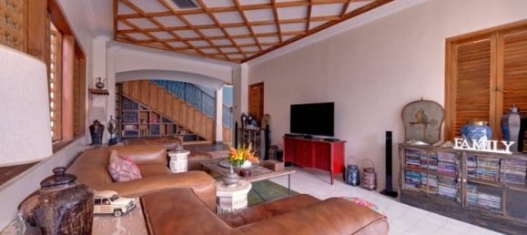 4 Schlafzimmer Villa in Seminyak, Indonesia, Nr. 2971 8