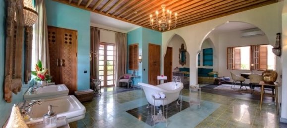 4 Schlafzimmer Villa in Seminyak, Indonesia, Nr. 2971 7