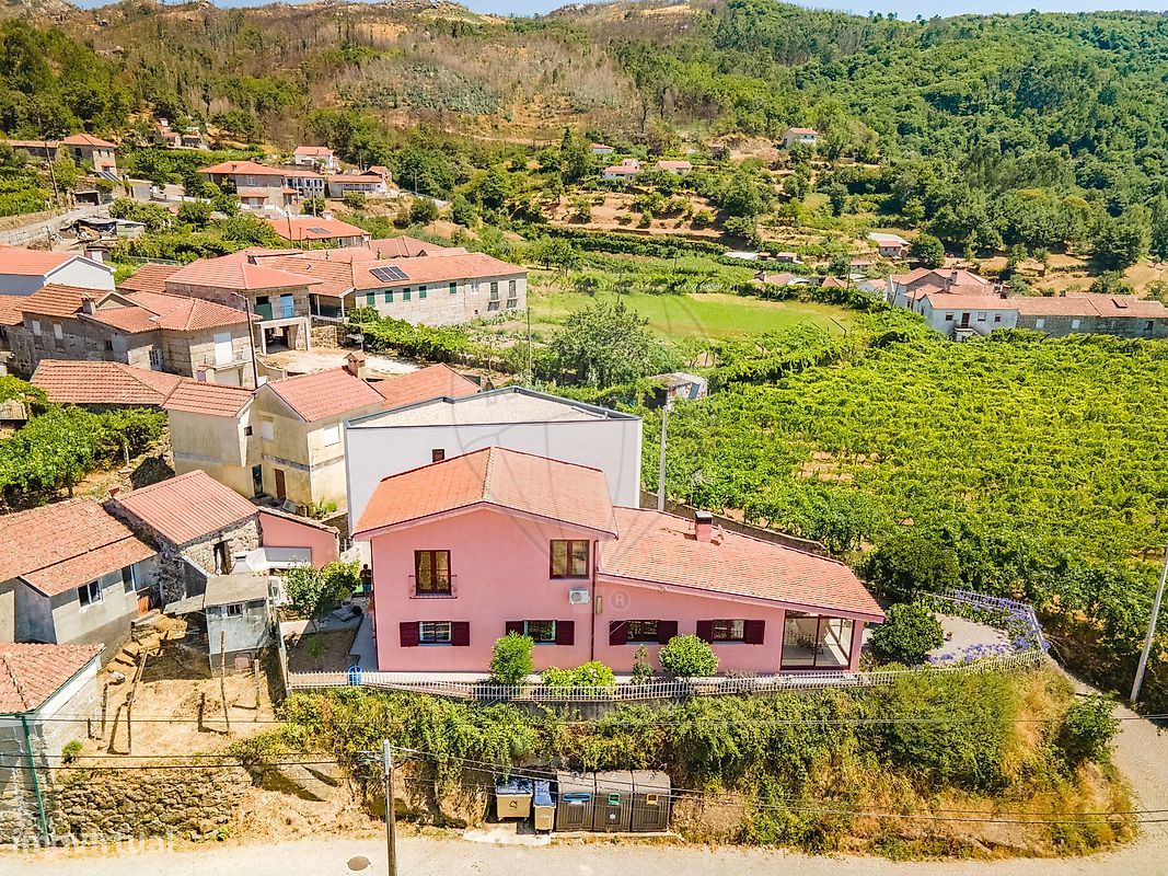 3 غرف نوم منزل في Baiao, Portugal رقم 221457