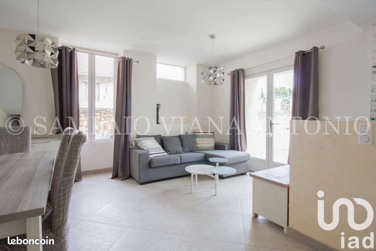 3 chambres Maison à Puiseaux, France No. 248434