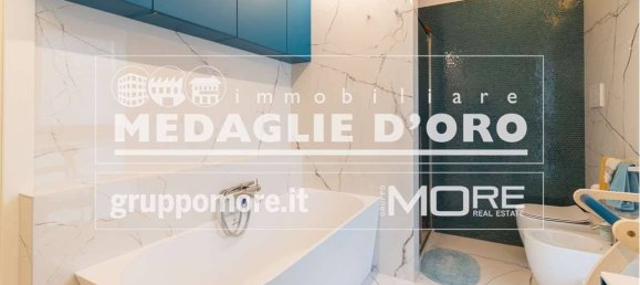 Penthouse T3 em Modena, Italy N.º 268227 12