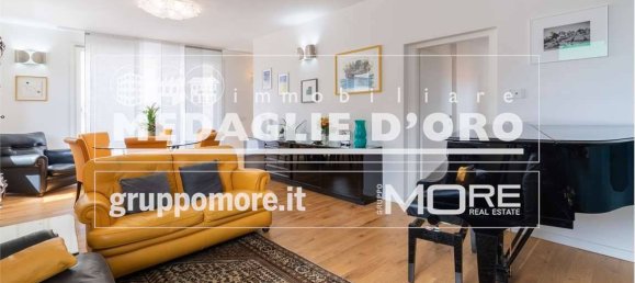 Penthouse T3 em Modena, Italy N.º 268227 6