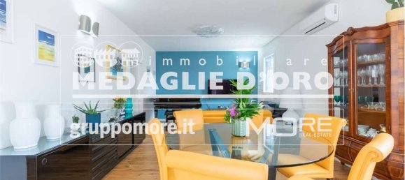 Penthouse T3 em Modena, Italy N.º 268227 4