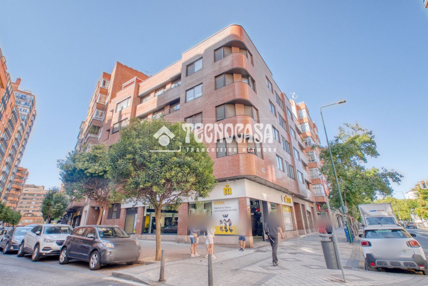 Garage in Valladolid, Spain 11m², Nr. 282344