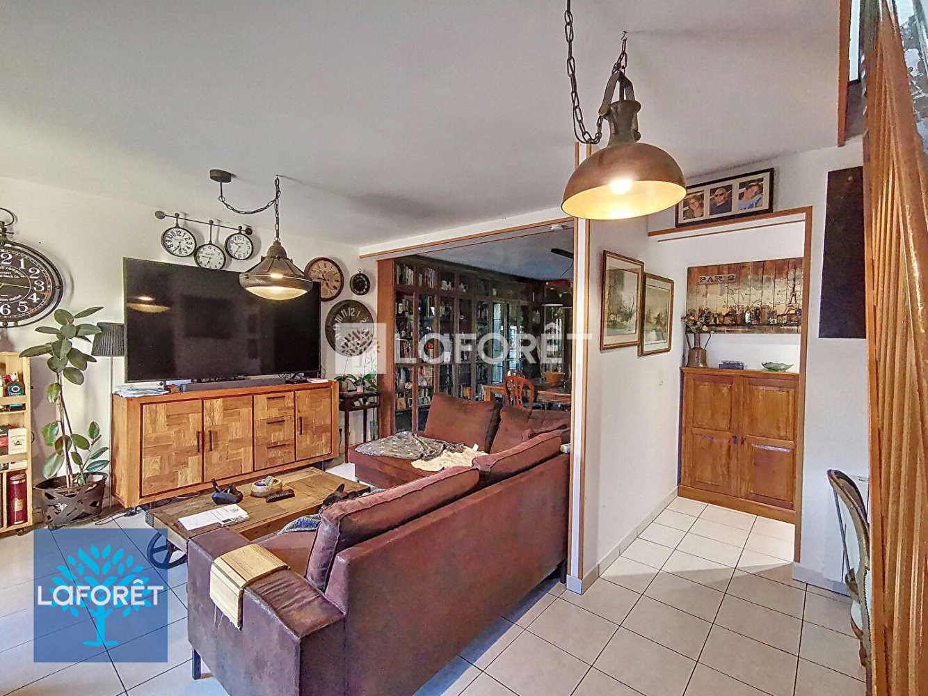 5 bedrooms Villa in Mennecy, France No. 182260