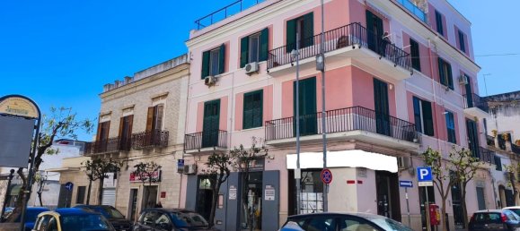 Квартира с 2 комнатами в Бари, Италия № 32720 16