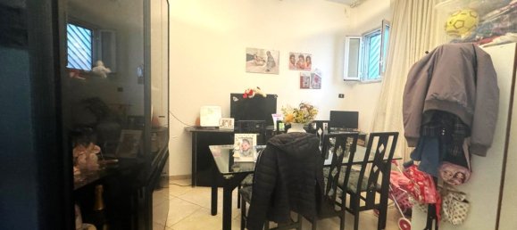 Квартира с 2 комнатами в Бари, Италия № 32720 5