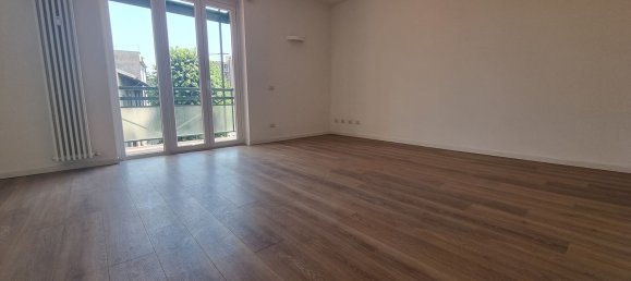 Apartamento de 3 divisões em Bollate, Italy N.º 6627 38