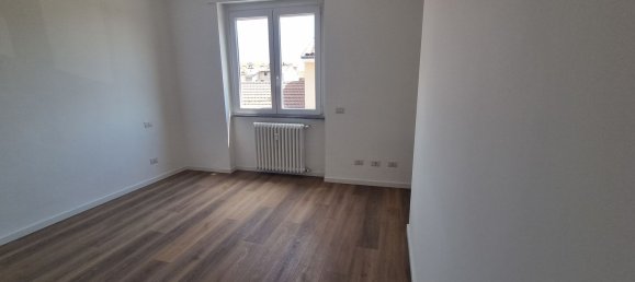 Apartamento de 3 divisões em Bollate, Italy N.º 6627 45